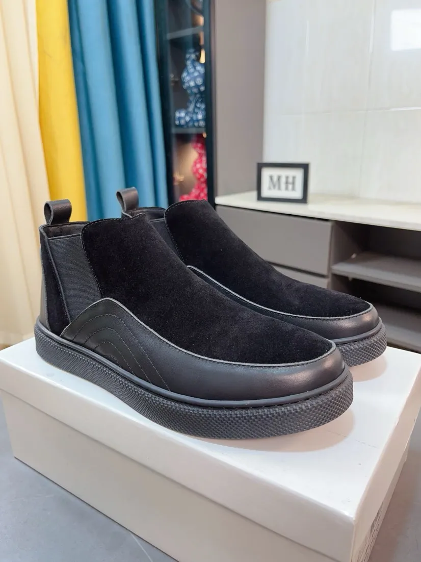 Men's shoes 💰440🌹🌹 [Prada] New high-top men's shoes for the Milan show are out, official website new model: 1 production 🔺original version, continuing the charm inheritance, innovation and tribute ⚫️Young and fashionable you must have 🎗movable feet and no smelly feet; imported cowhide mesh with wear-resistant rubber soles; suitable for all seasons, fashionable and versatile. Code number:38-44